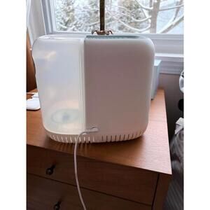Canopy Bedside Humidifier 1.0